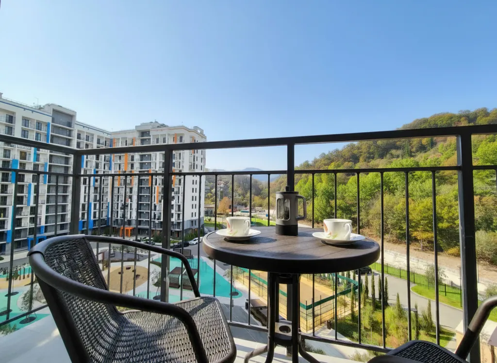 Студия с видом на реку