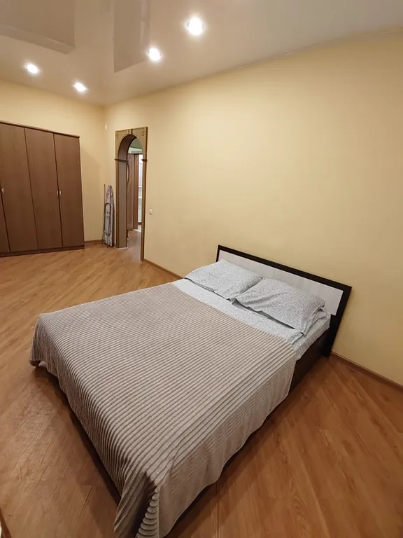 Квартира с панорамным видом на ангару