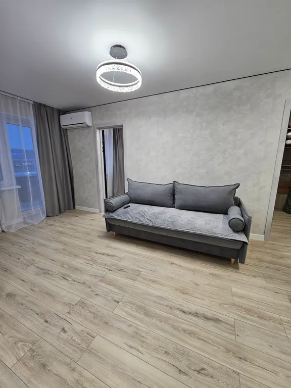 Двухкомнатная квартира в центре — аренда посуточно в Челябинск