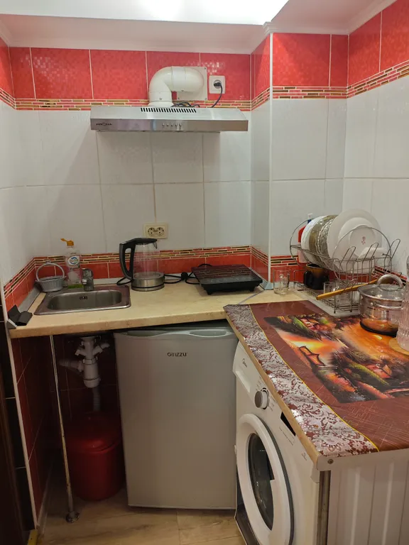 Красная квартира - студия