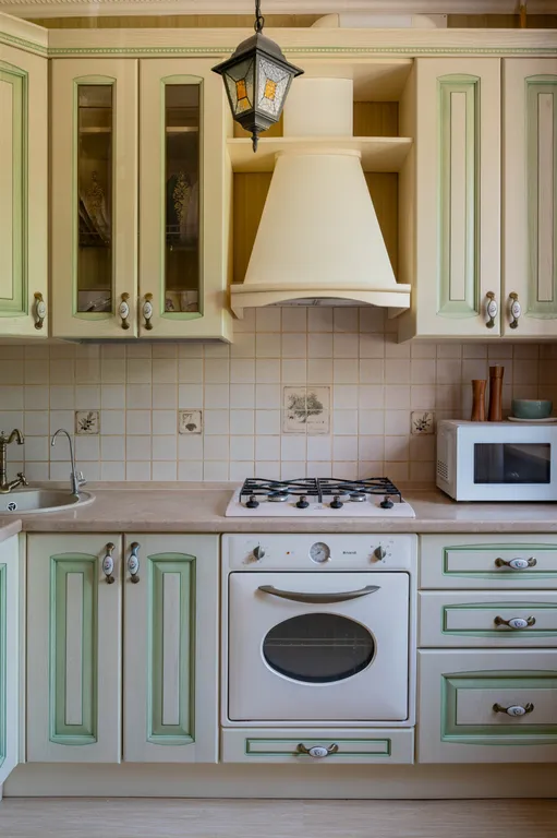 Парижское настроение с видом на Казанский собор