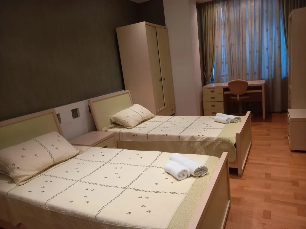 Квартира с видом на море и Пламенные Башни