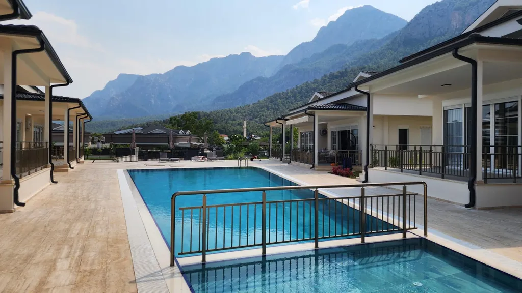 Новая вилла с 3-спальнями и видом на горы