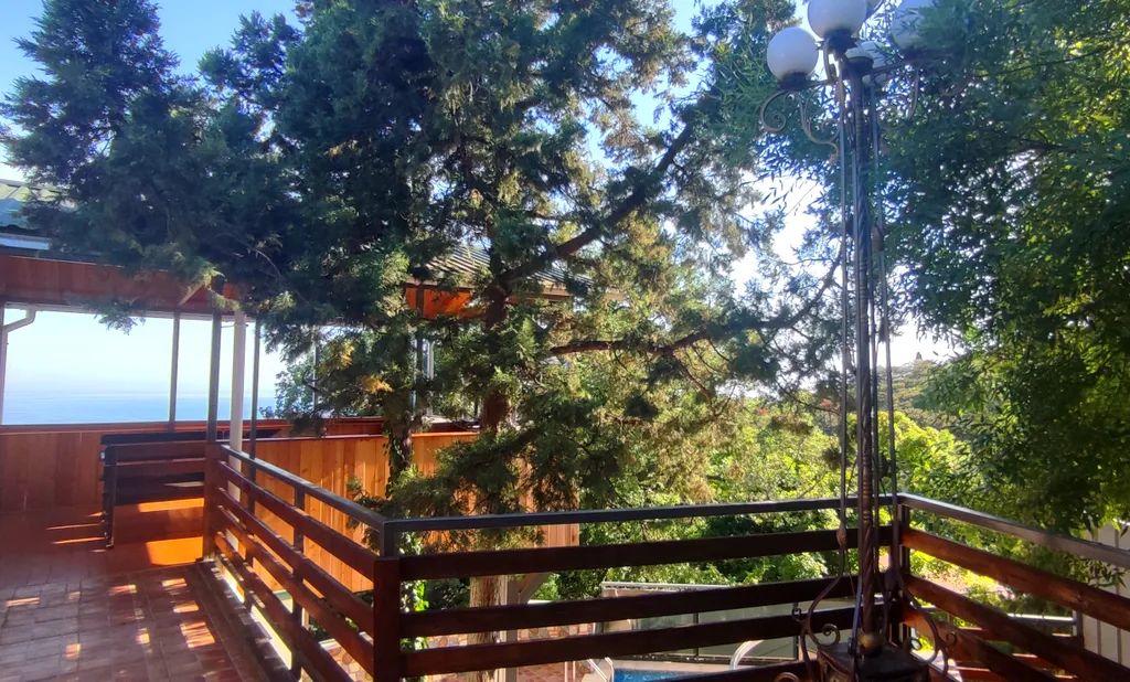 Дом с бассейном Чаир, вид  на море и горы, мангал, беседка, парковка