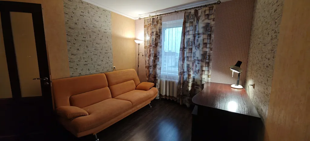 Трёхкомнатная квартира у ледового