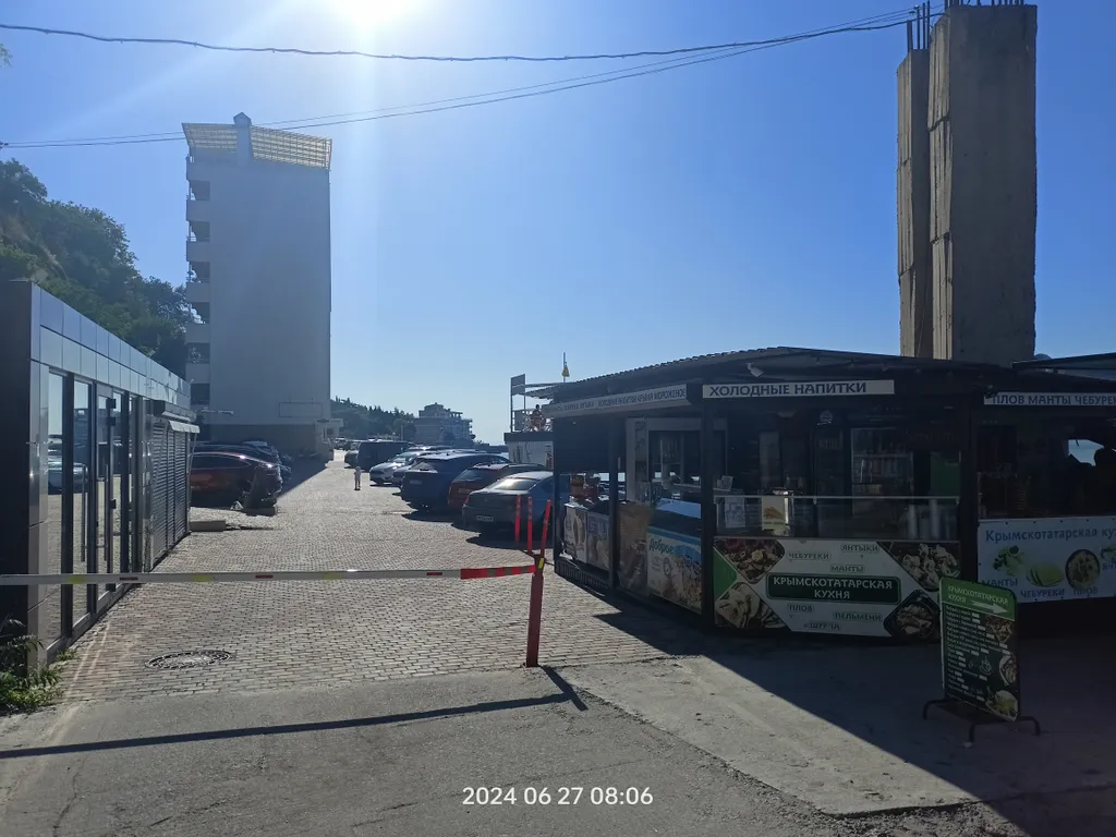 Уютный домик около моря