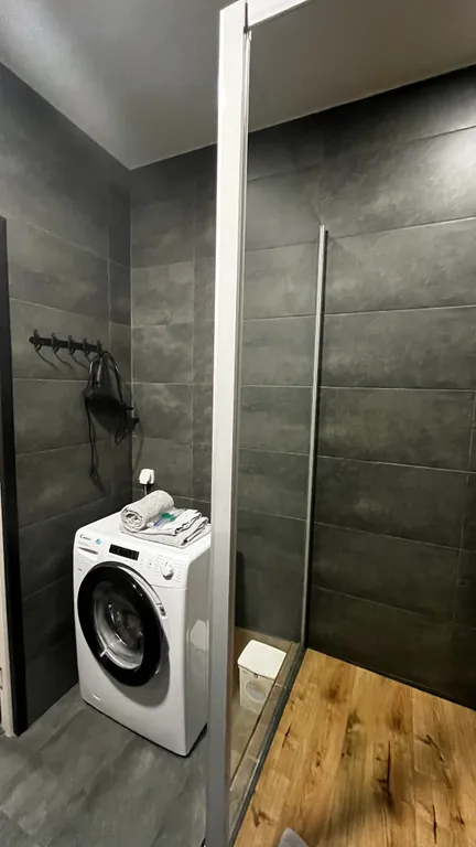 Уютная квартира возле парка на 16 этаже