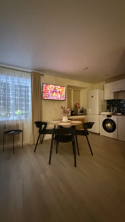 Светлая студия с новым ремонтом в самом центре города