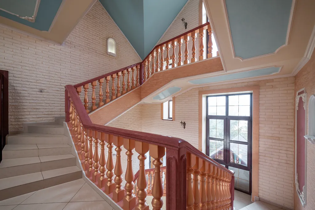 6-комнатный Дом