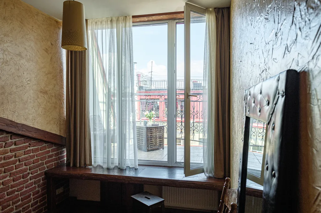 Мансарда у Эрмитажа с балконом