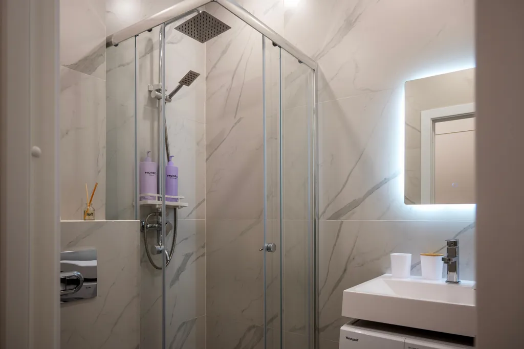 Студия для двух гостей с лоджией