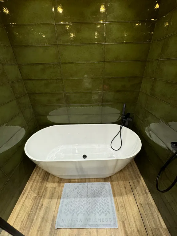 Квартира Апартаменты в центре города с шикарной ванной — Екатеринбург