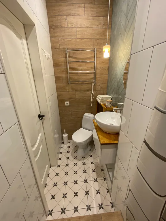 Квартира с отдельной спальней в центре