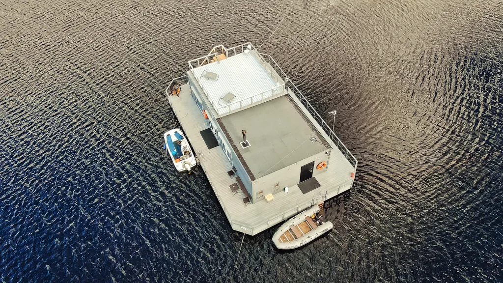 Уютный дом в уединенном месте в шхерах Ладоги