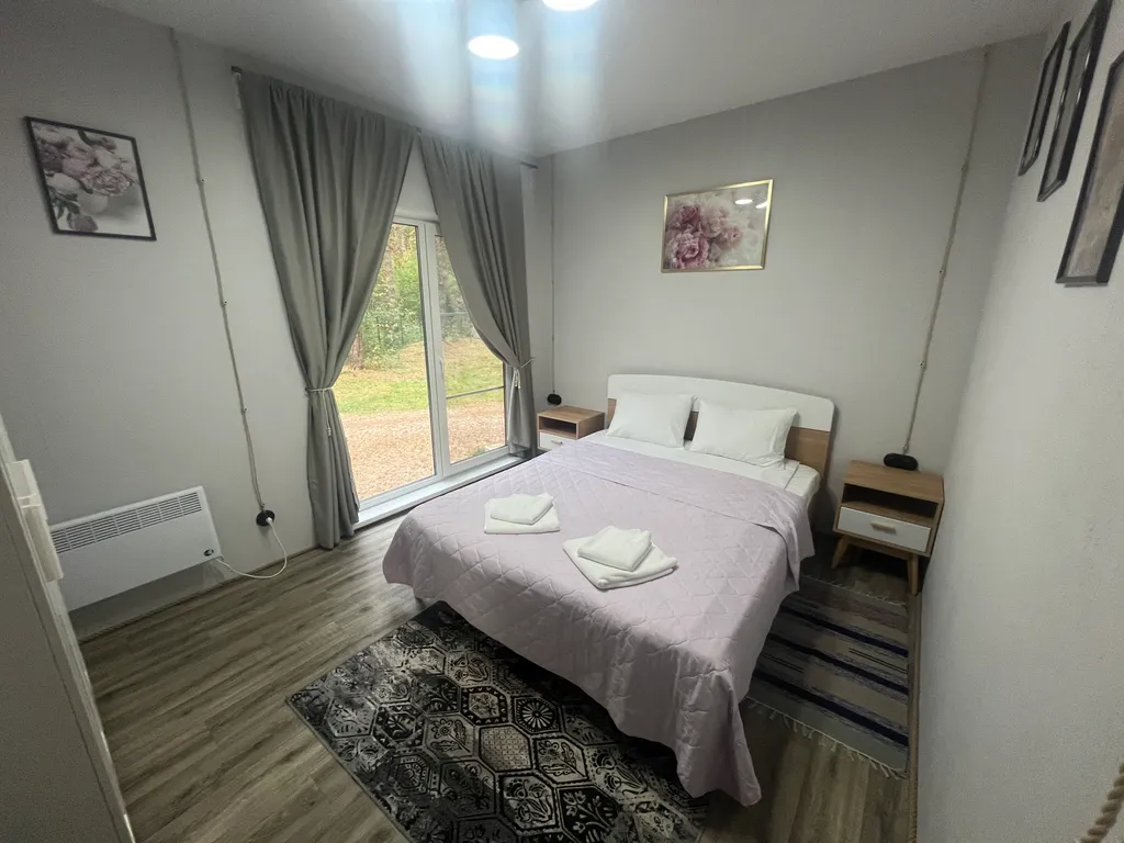 Дача в сосновом бору.
( до 9 гостей)