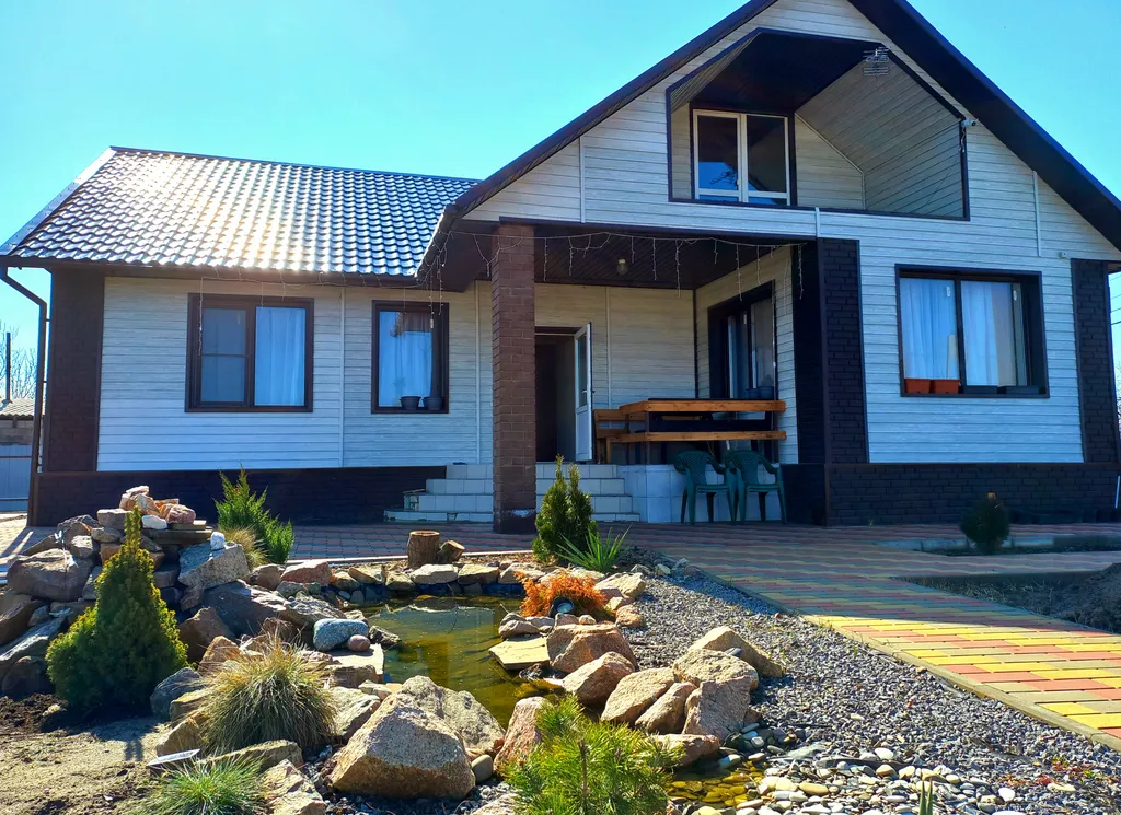 Коттедж Домик у озера — аренда посуточно в Пятиморск