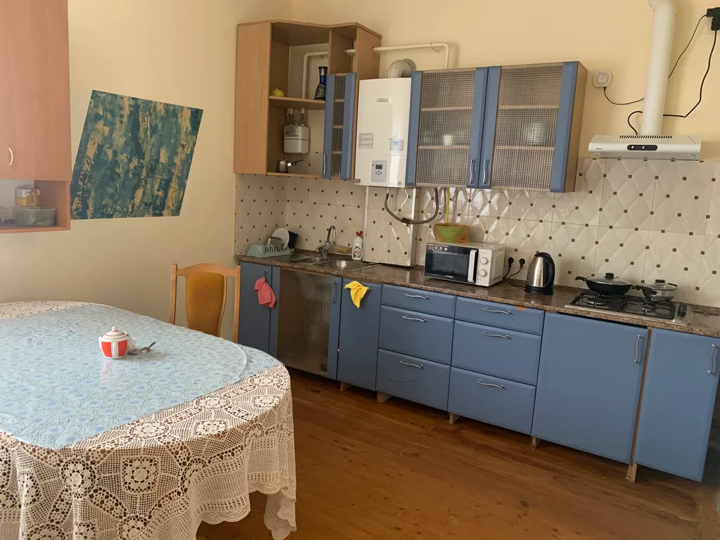 Квартира Уютная комната с видом на сад — Севастополь