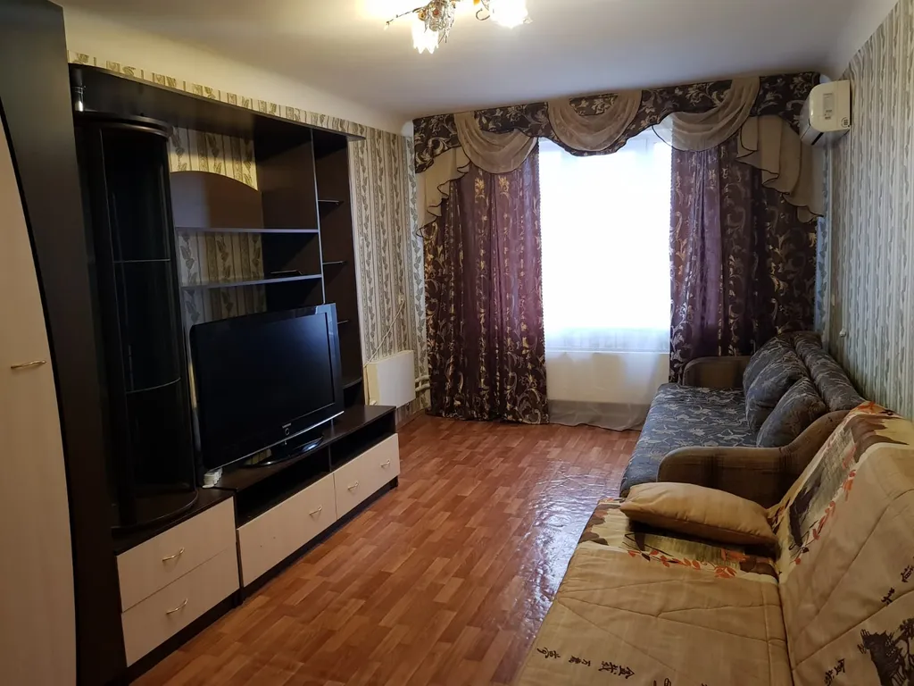 Уютная 3-комнатная квартира — аренда посуточно в Волжский