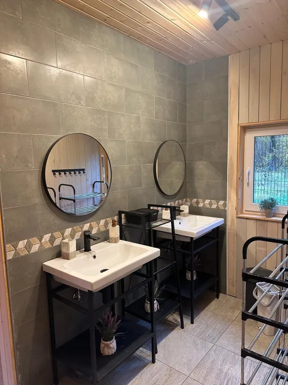 Коттедж на берегу озера