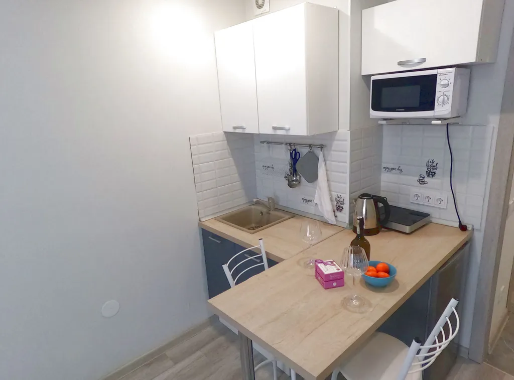 Уютная студия в новом доме с видовым балконом