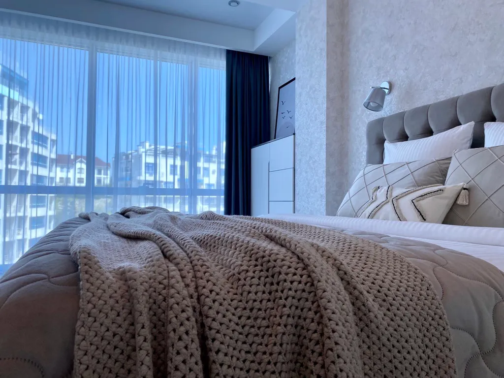 Евро-трехкомнатная в жк Ришелье Шато с бассейном