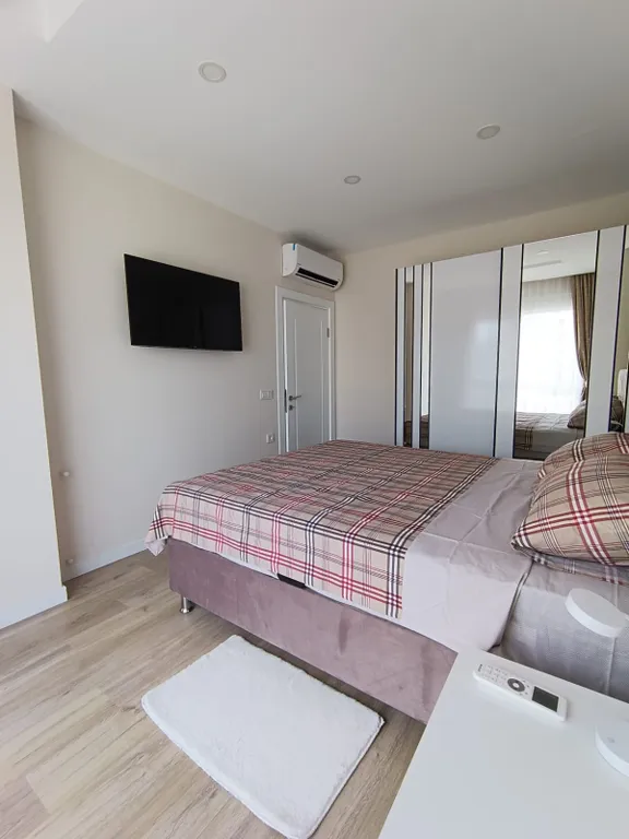 Новая бутик-резиденция на берегу моря в сентябре и октябре