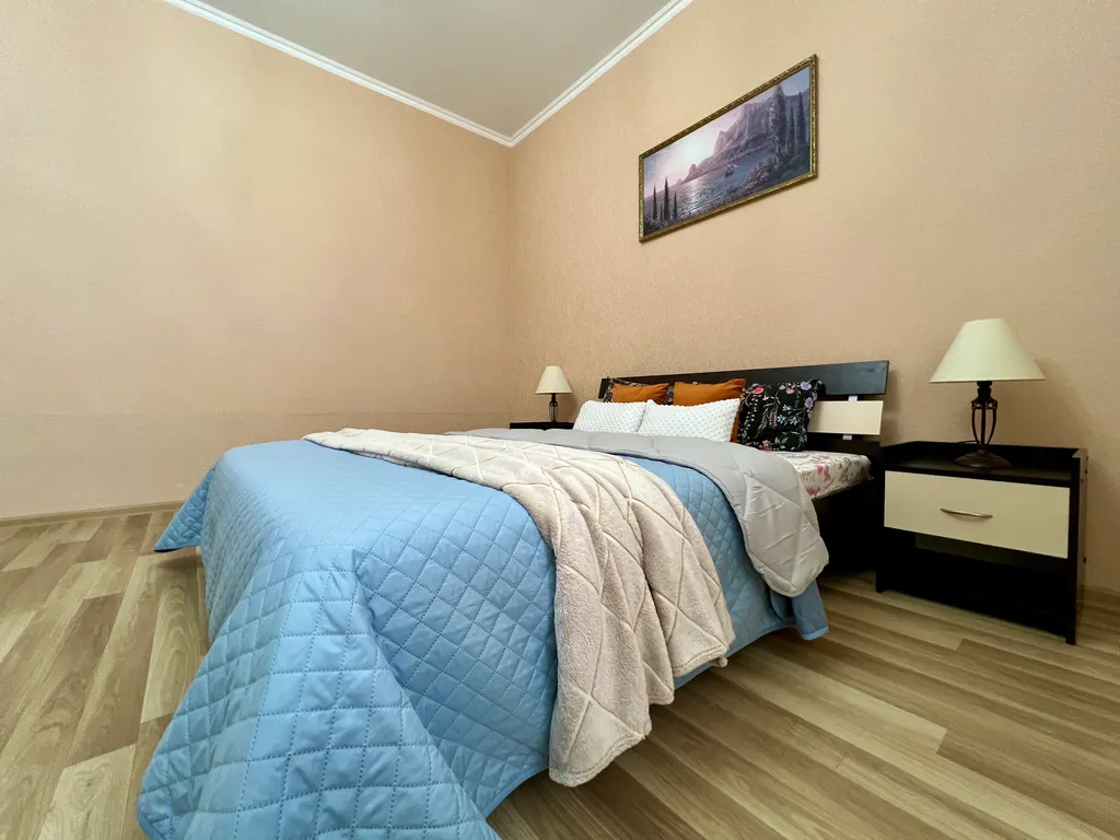 Рядом пляж парк Победы Херсонес не берем оплату за уборку