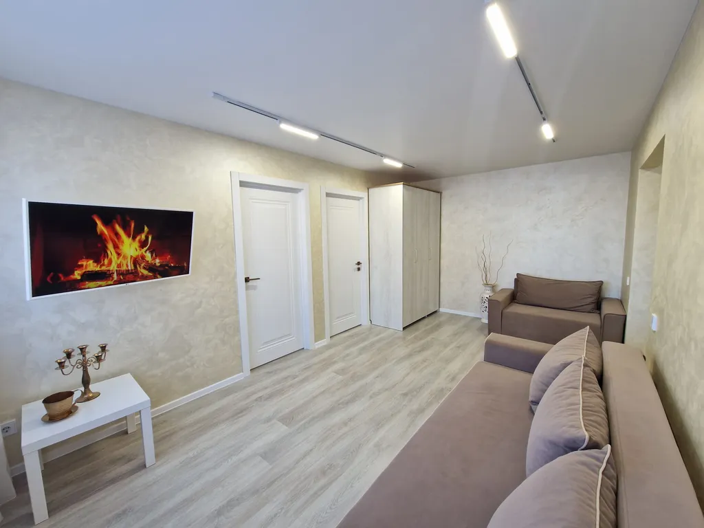 В центре 3 квартира для большой семьи