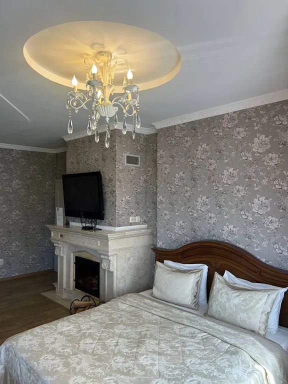 Семейный двухкомнатный Люкс 105 с камином