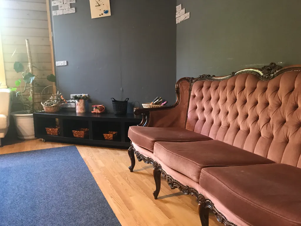 Уютный дом в черте города