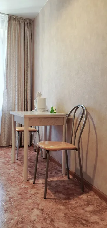 Просторная квартира в центре у парка Изумрудный и площади Октября