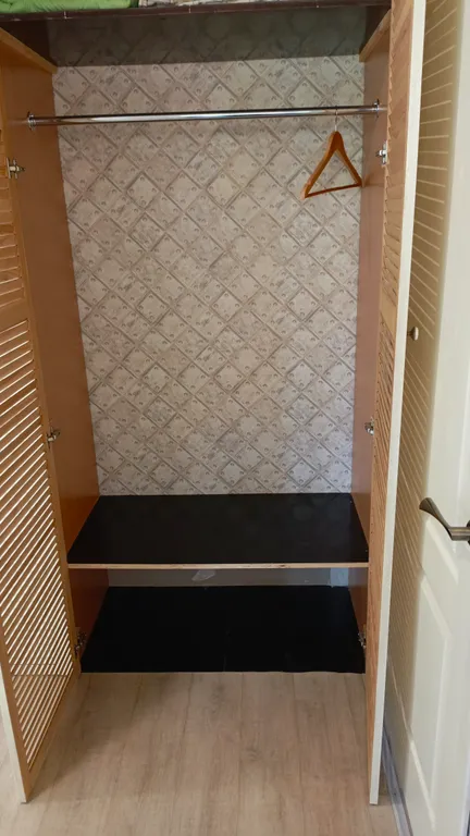 Уютная однокомнатная квартира с видом на горы в 15 минутах от моря