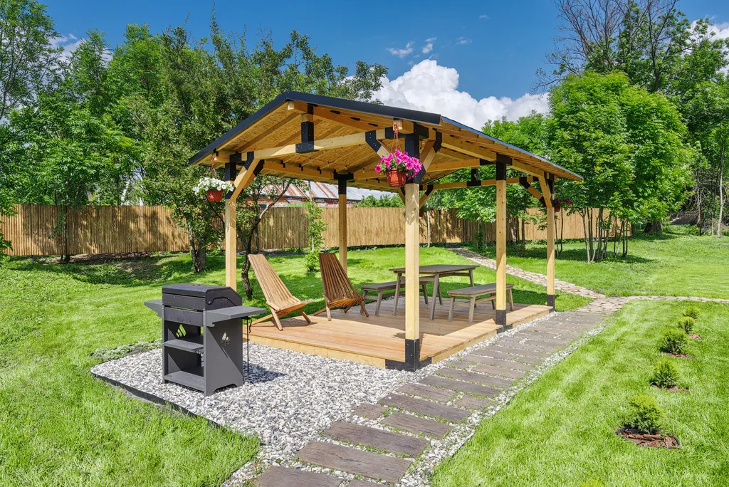 Иван-дача рядом с парком Кудыкина гора