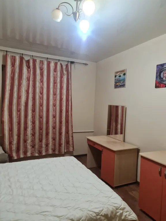 2 комнатная квартира с раздельными комнатами. на ул. Донская 26А