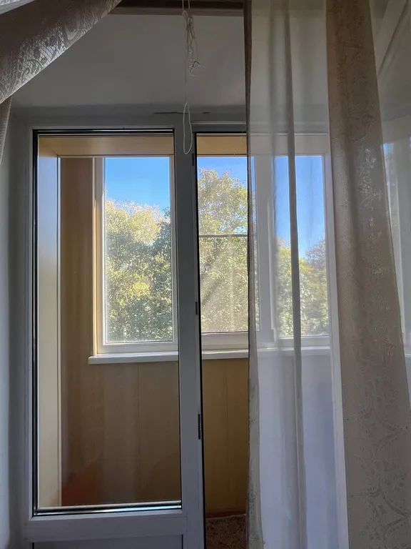 Тихая двухкомная квартира с двумя двухспальными кроватями