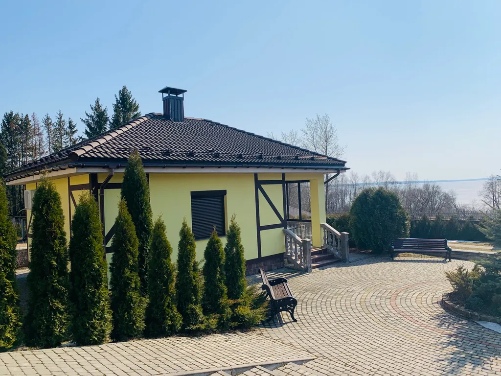 Коттедж Молодежный у озера в усадьбе Нарочь-Романтик