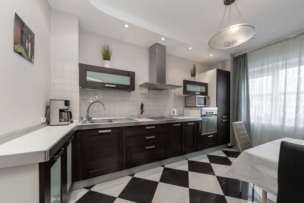 3-комнатный апартамент с балконом в центре столицы