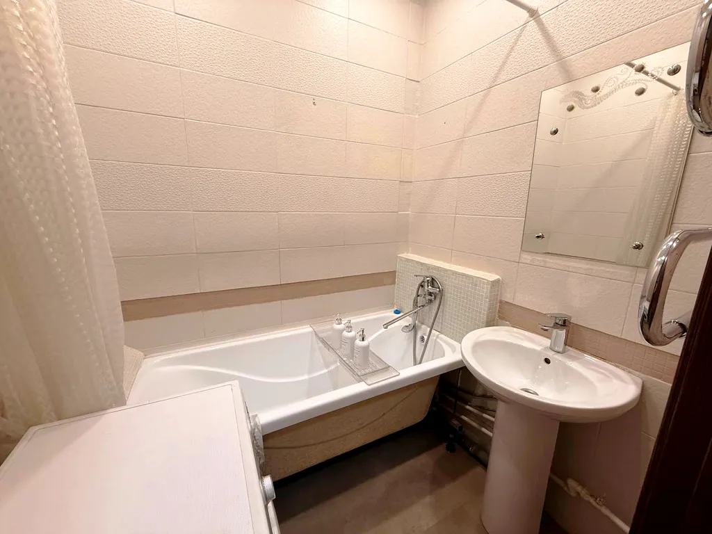 Уютная 2-комнатная квартира на набережной Енисея