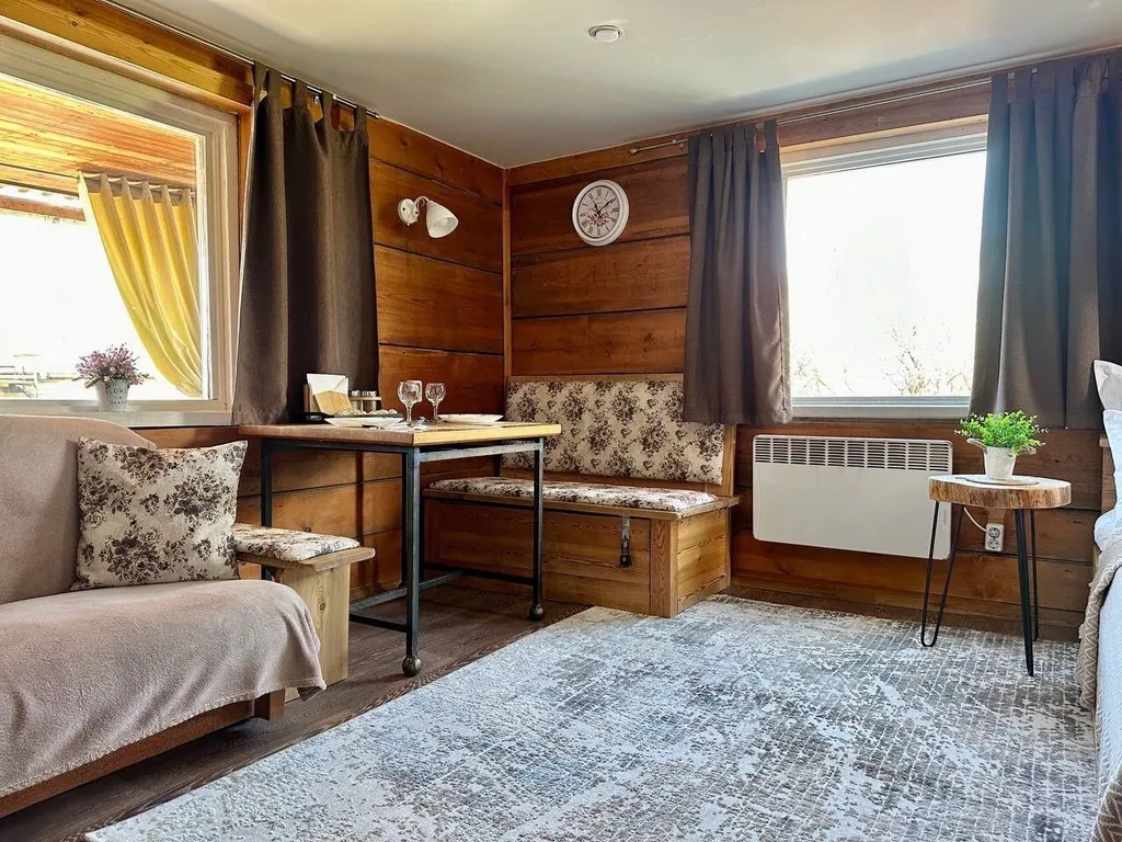 Уютный частный домик у берега