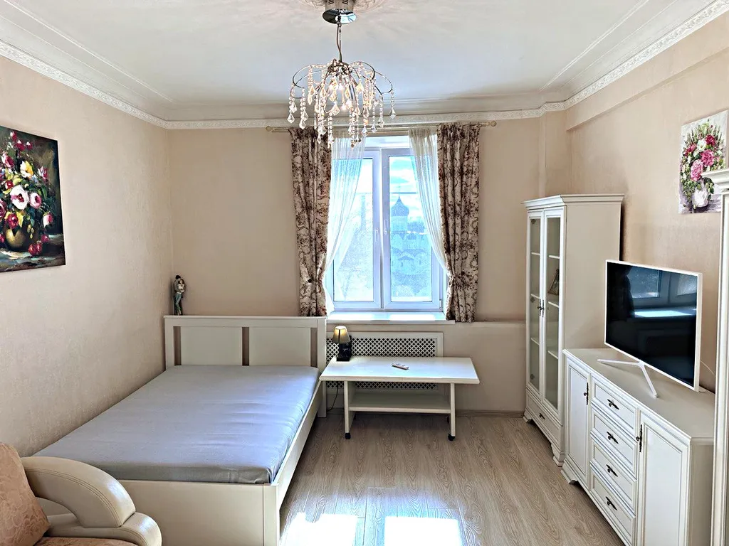 Апартаменты в самом сердце города с парковкой во дворе