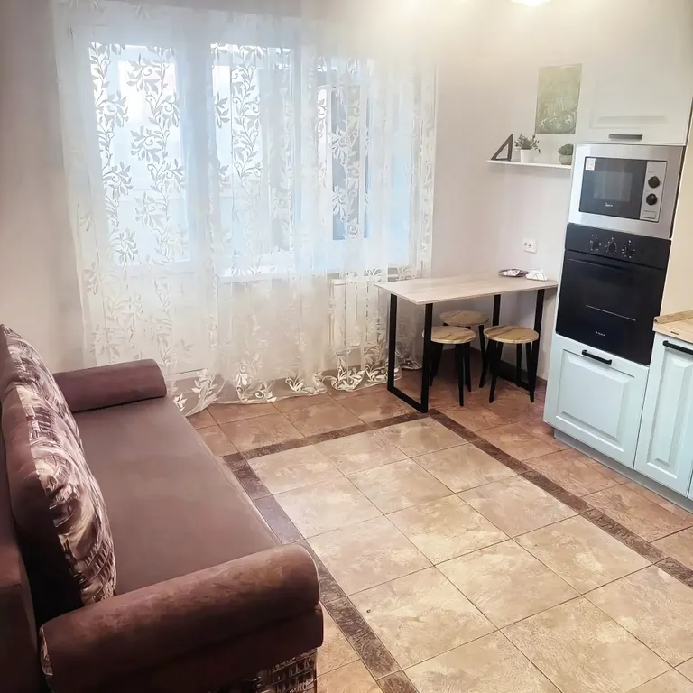 Квартира Апартаменты рядом с Домом Экспо — Тюмень