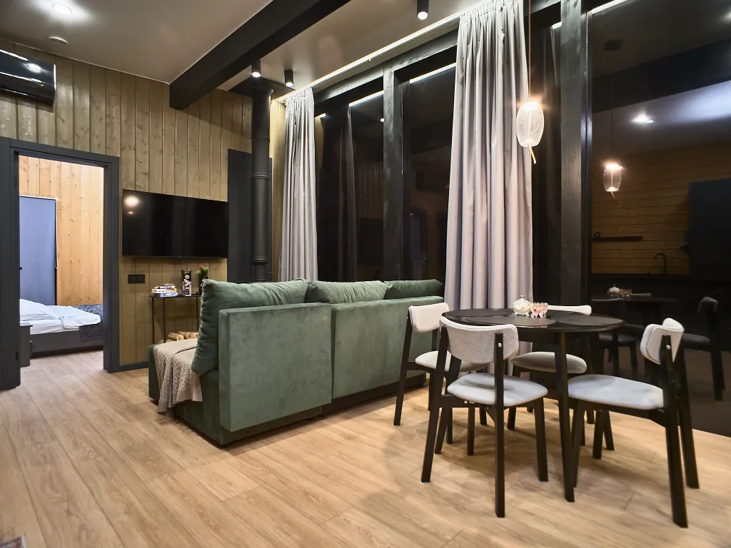 Уютный нoвый дом с сауной у горнолыжного склона "Морошка"