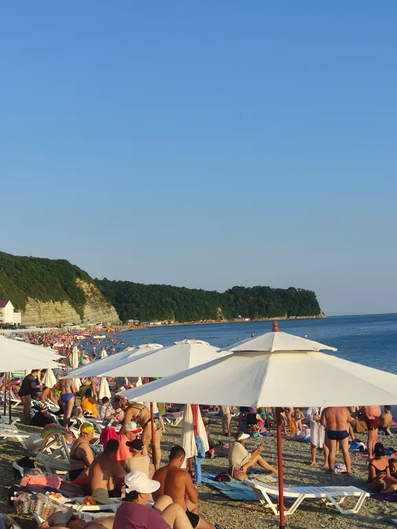 Белый дом у Черного моря