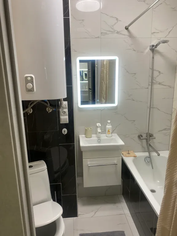 Квартира Квартира Просторная студия с видом на море — Геленджик