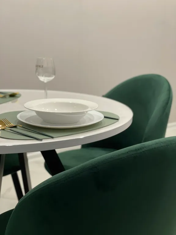 Новый дом, новая набережная, вид на Волгу центр академия