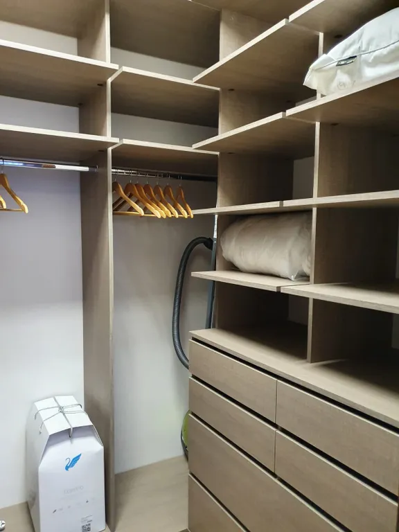 Квартира студия с оригинальным дизайнерским ремонтом