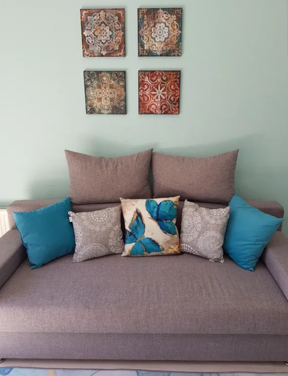 Студия с видом на море