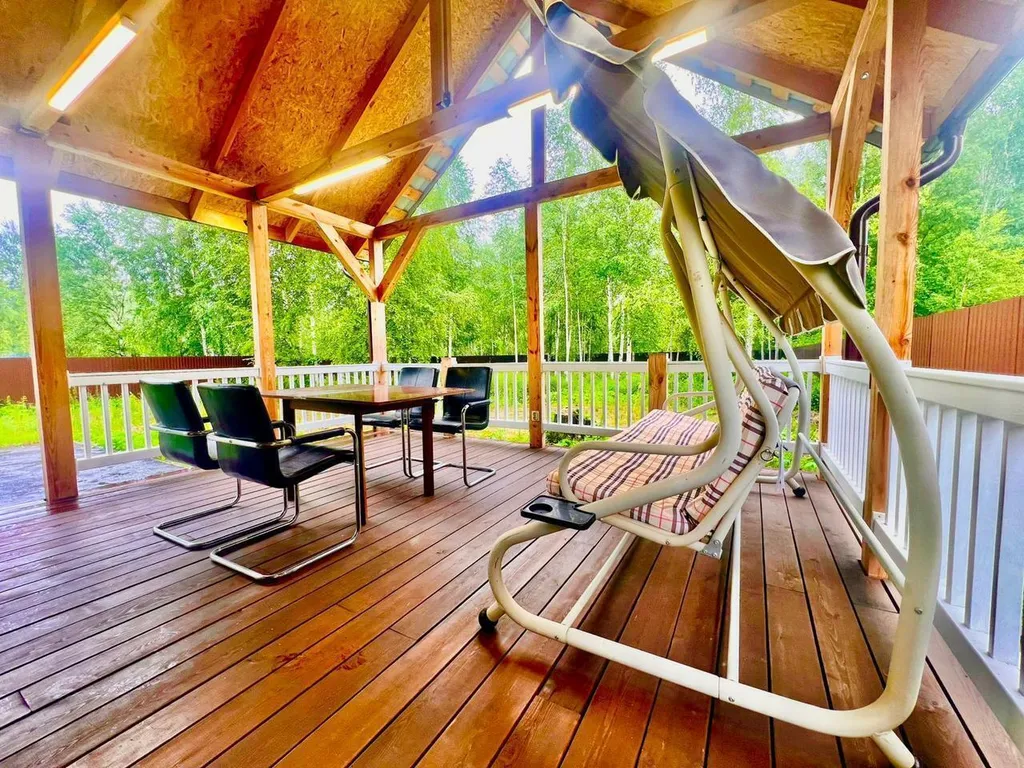 Уютный, современный двухэтажный дом