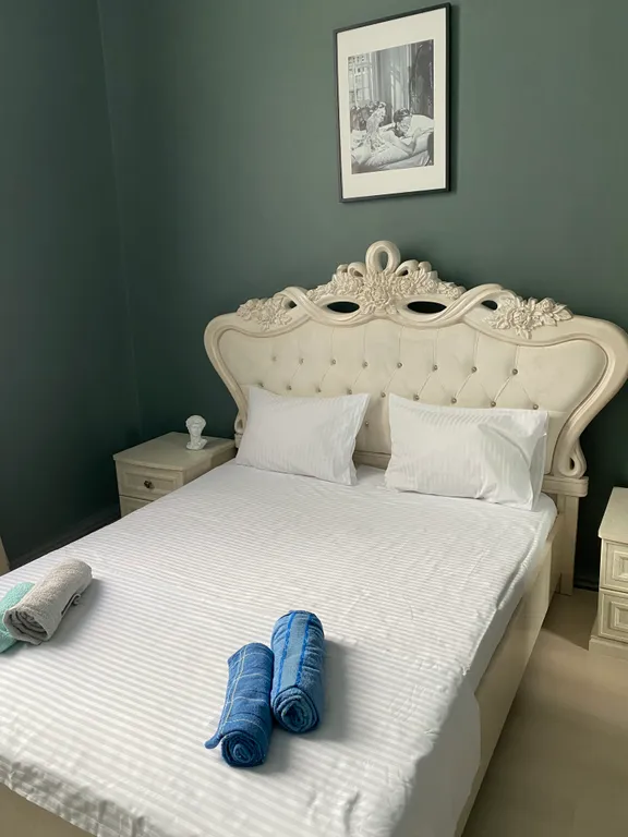 Двухкомнатная квартира в самом центре Армавира — аренда посуточно в Армавир