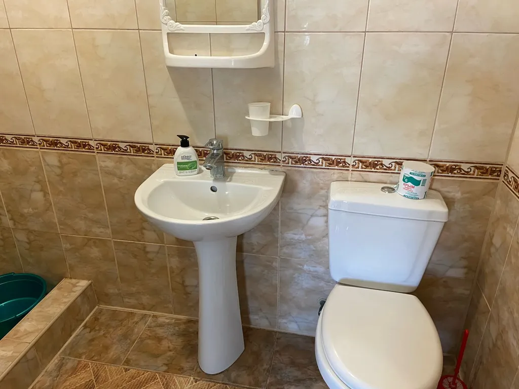 Люкс до 4-х человек 1-2 этажи